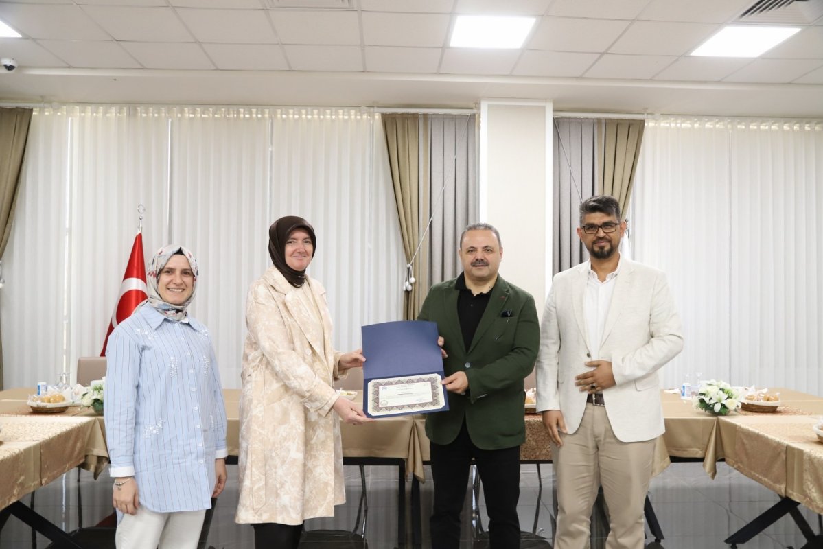 Aksaray Üniversitesinde kalite  ödülleri sahiplerini buldu