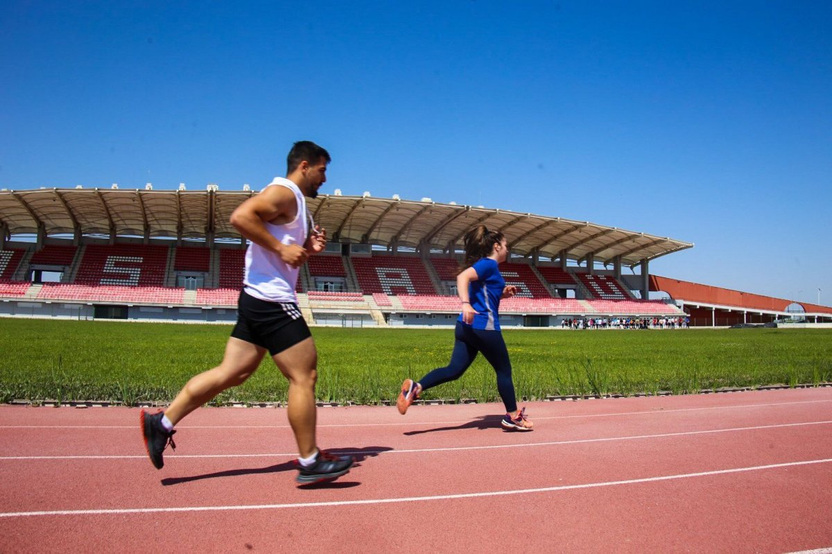 ASÜ Spor Bilimleri Fakültesi modern tesisleriyle  sporun her alanına ev sahipliği yapıyor