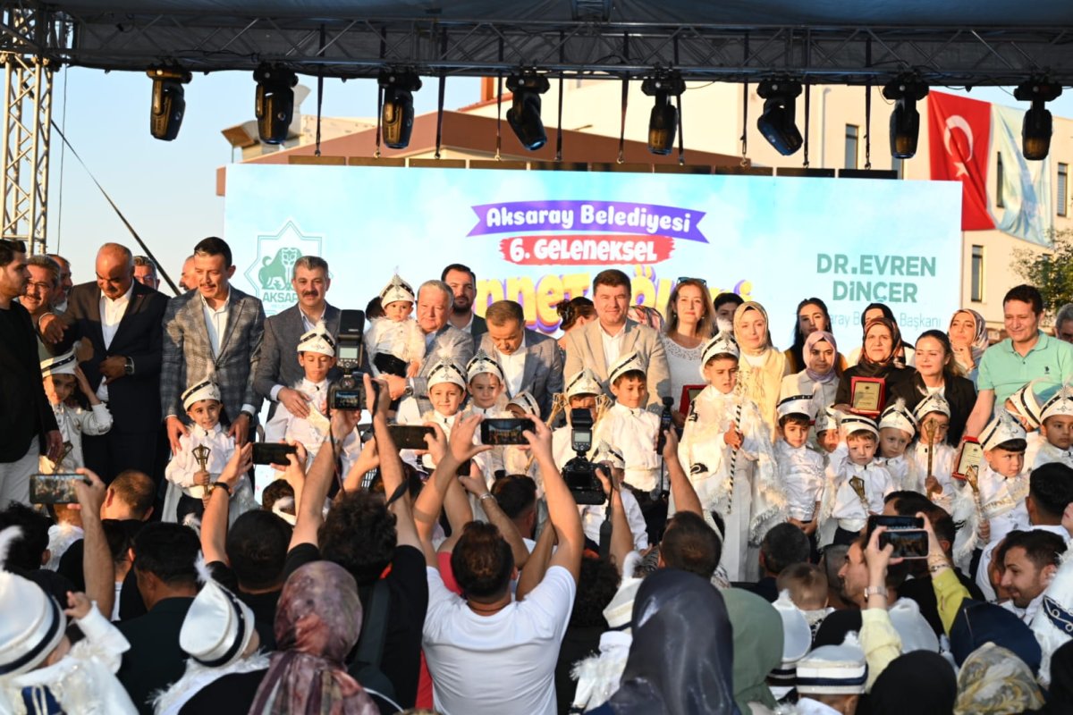 AKSARAY BELEDİYESİ, BİN ÇOCUĞUN SÜNNET SEVİNCİNİ ŞÖLENE DÖNÜŞTÜRDÜ