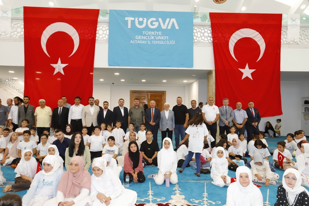 TÜGVA AKSARAY YAZ OKULU KAPANIŞ PROGRAMI HZ. ALİ ŞİFA CAMİİ’NDE GERÇEKLEŞTİRİLDİ